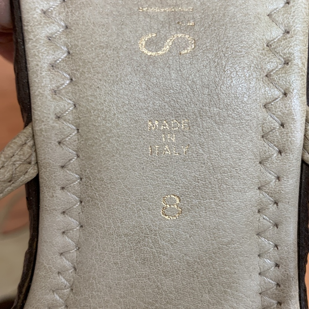 Damiani’s wedges in tan with brown heals. Size 8. Made in Italy - Picture 7 of 9